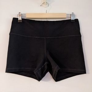 Fleo Shorts sz Large color Black